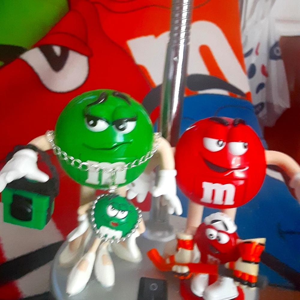 M&ms desk lamp